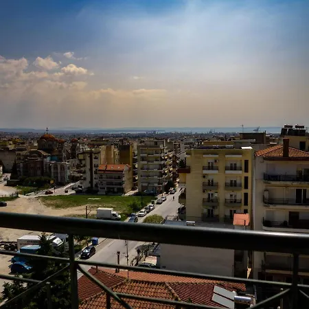 Vibes ! 6th Floor ! Amazing View. דירה